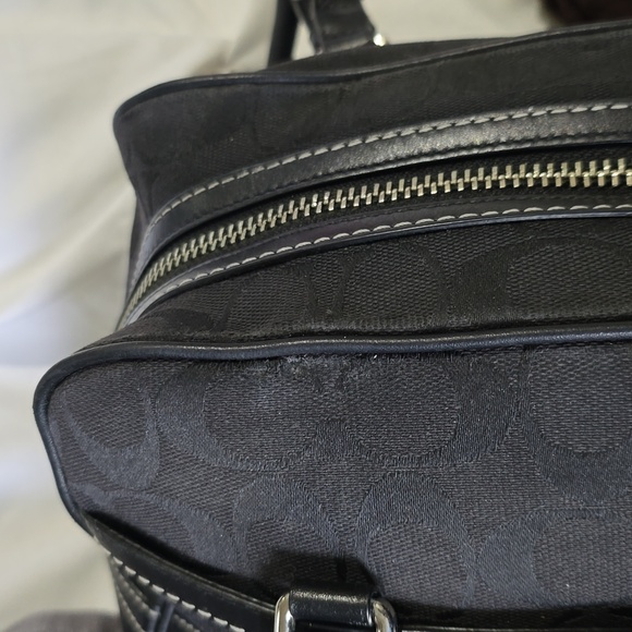 Coach Handbag - Picture 12 of 12